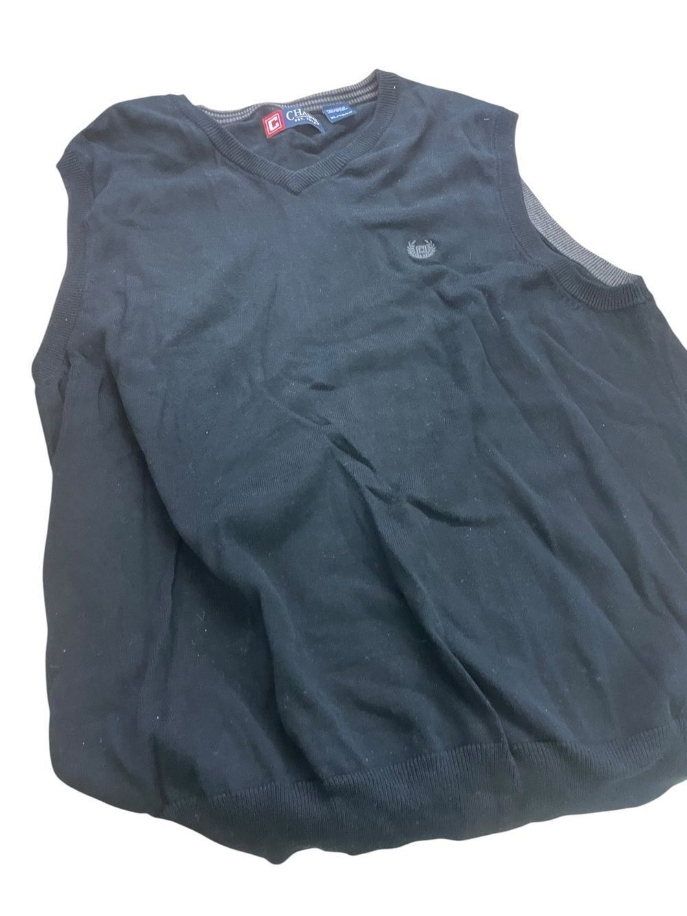 Chaps Black V-Neck Sweater Vest with Crest like new size Cl